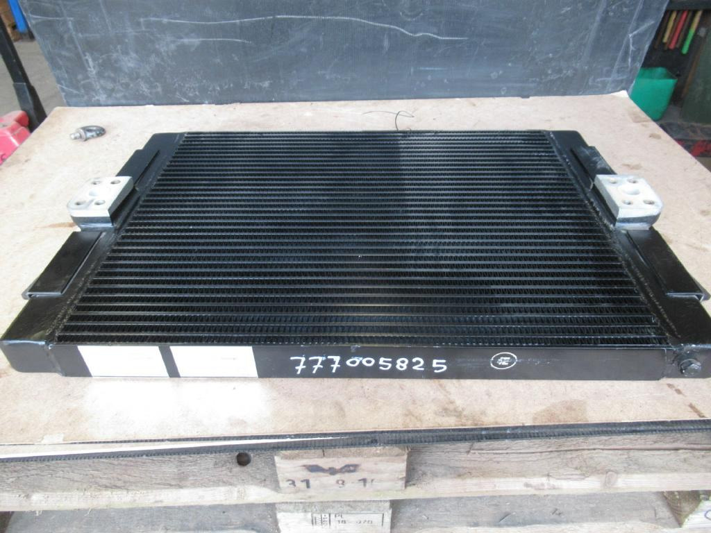 New Holland 76074377 - Olajhűtő - Építőipari gépek: 3 kép. New Holland 76074377 - Olajhűtő - Építőipari gépek: 3 kép.