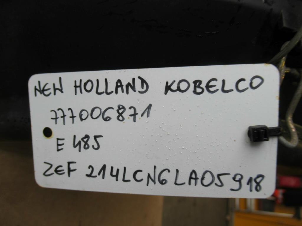 New Holland Kobelco E485 - - Levegőszűrő - Építőipari gépek: 5 kép. New Holland Kobelco E485 - - Levegőszűrő - Építőipari gépek: 5 kép.