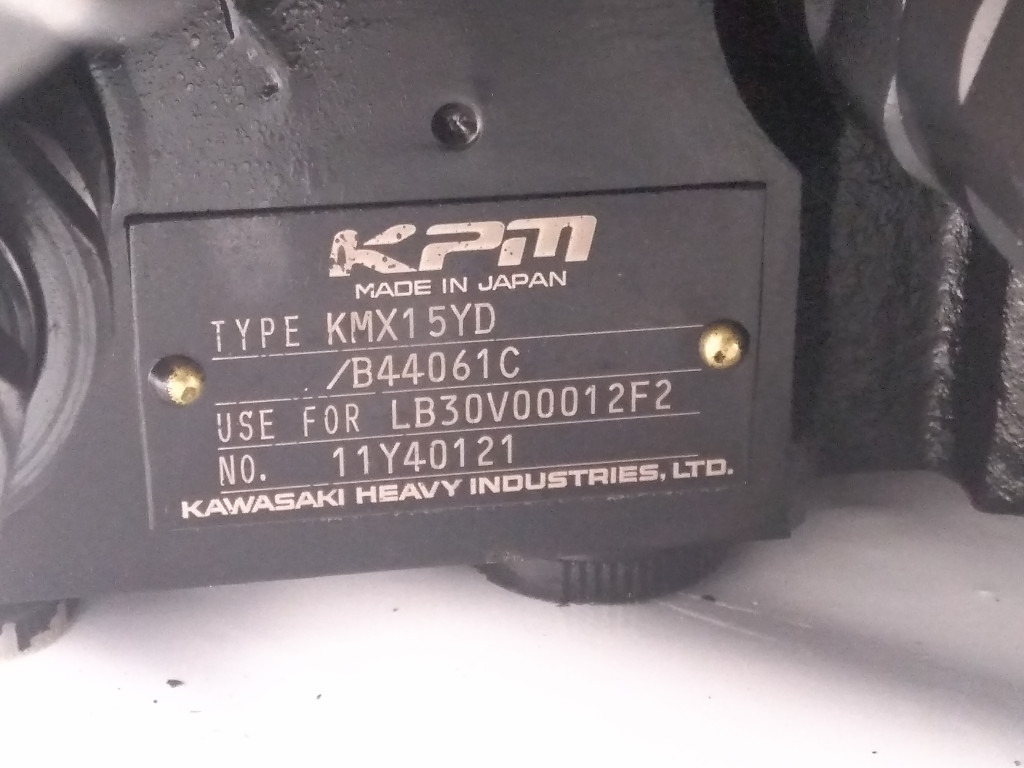 New Holland LB30V00012F2 - KMX15YD/B44061C - Hidraulikus szelep - Építőipari gépek: 1 kép. New Holland LB30V00012F2 - KMX15YD/B44061C - Hidraulikus szelep - Építőipari gépek: 1 kép.