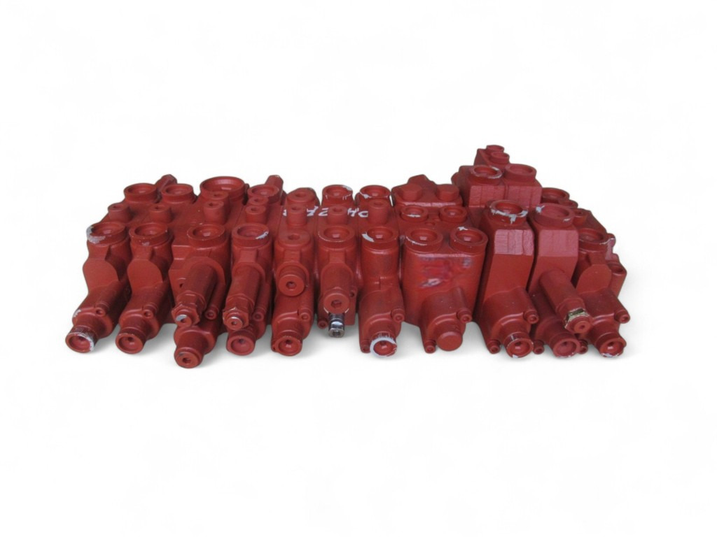 New Holland PH30V00042F3 - Hidraulikus szelep - Építőipari gépek: 3 kép. New Holland PH30V00042F3 - Hidraulikus szelep - Építőipari gépek: 3 kép.