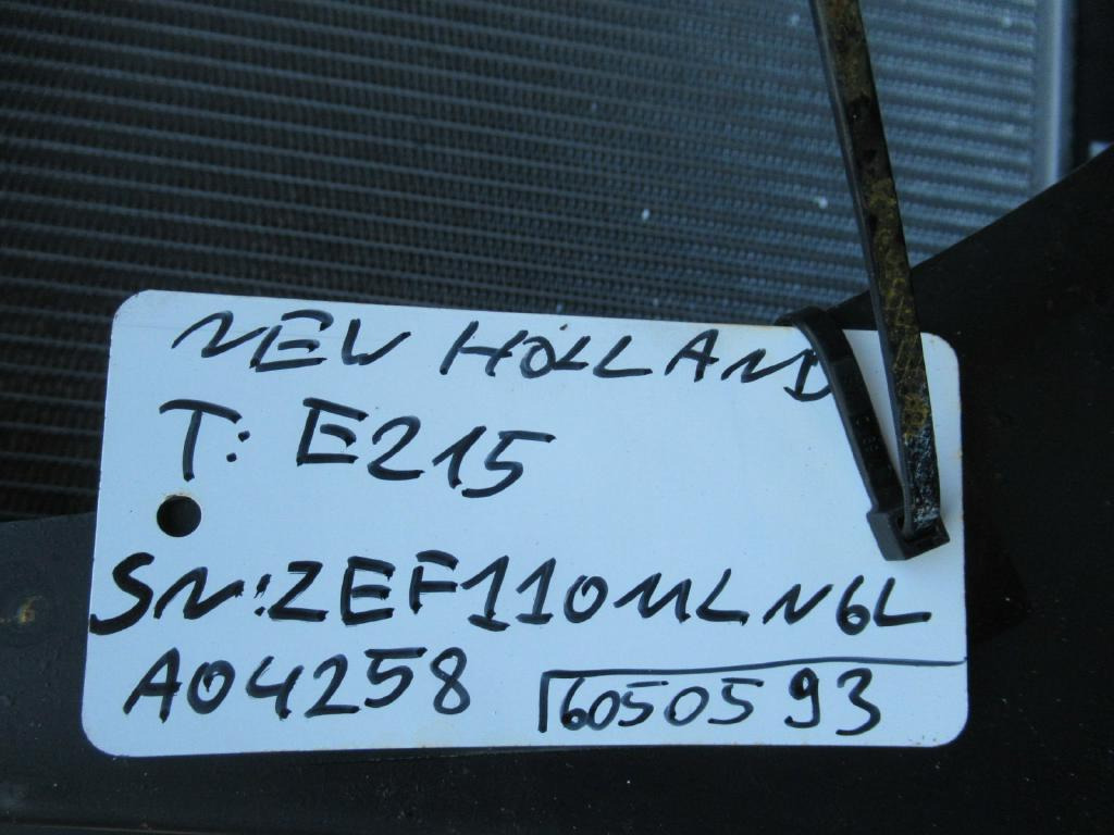 Radiátor - Építőipari gépek New Holland YN05P00034S001 - 87339771: 7 kép.