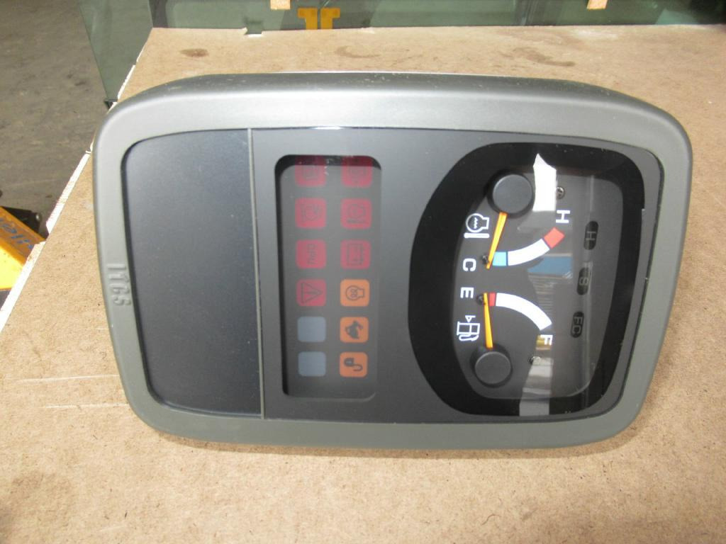 New Holland YT59S00006F2 - YT59S00006F1 - Műszerfal - Építőipari gépek: 1 kép. New Holland YT59S00006F2 - YT59S00006F1 - Műszerfal - Építőipari gépek: 1 kép.