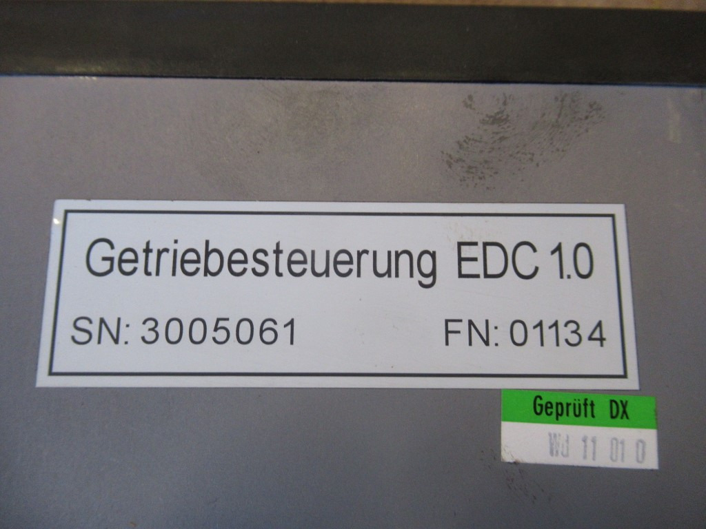 O&K EDC1.0 - - ECU - Építőipari gépek: 4 kép. O&K EDC1.0 - - ECU - Építőipari gépek: 4 kép.