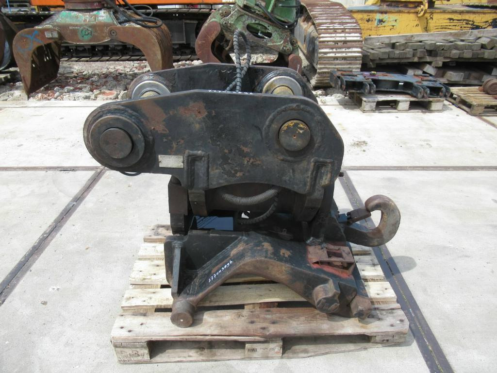 Verachtert CW45HN - Powertilt - Gyorscsatlakozó - Építőipari gépek: 1 kép. Verachtert CW45HN - Powertilt - Gyorscsatlakozó - Építőipari gépek: 1 kép.