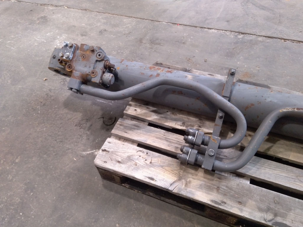 Volvo EC360 - SA114607440 - Hidraulikus henger - Építőipari gépek: 3 kép. Volvo EC360 - SA114607440 - Hidraulikus henger - Építőipari gépek: 3 kép.