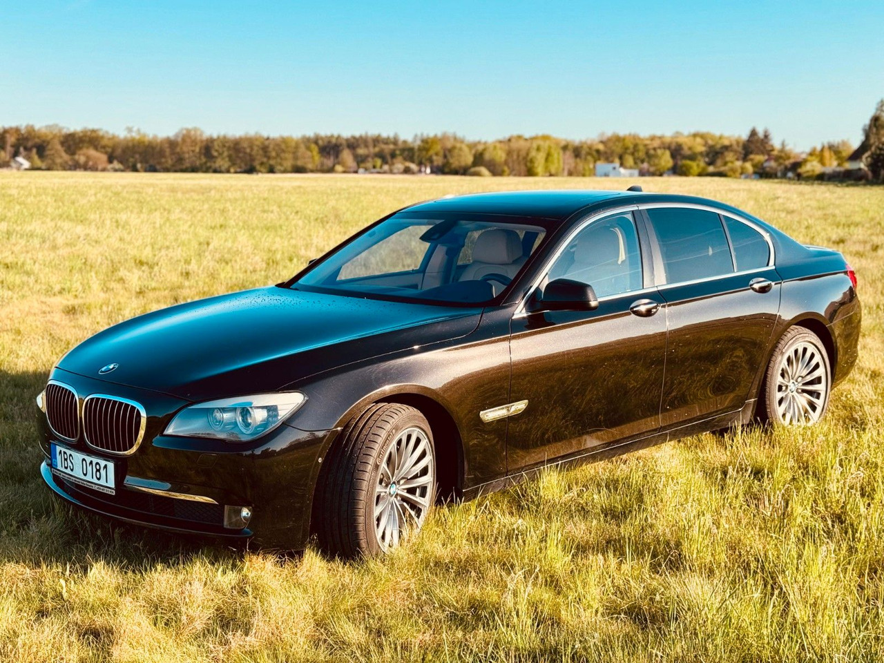 BMW 740d xDrive 4x4 Long - Szedán: 1 kép. BMW 740d xDrive 4x4 Long - Szedán: 1 kép.