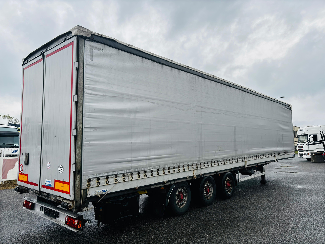 PANAV NV036M - Félpótkocsi: 4 kép. PANAV NV036M - Félpótkocsi: 4 kép.