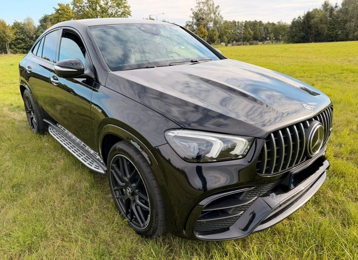 Mercedes-Benz GLE 63 AMG 4Matic+ Coupe - Kupé: 3 kép. Mercedes-Benz GLE 63 AMG 4Matic+ Coupe - Kupé: 3 kép.