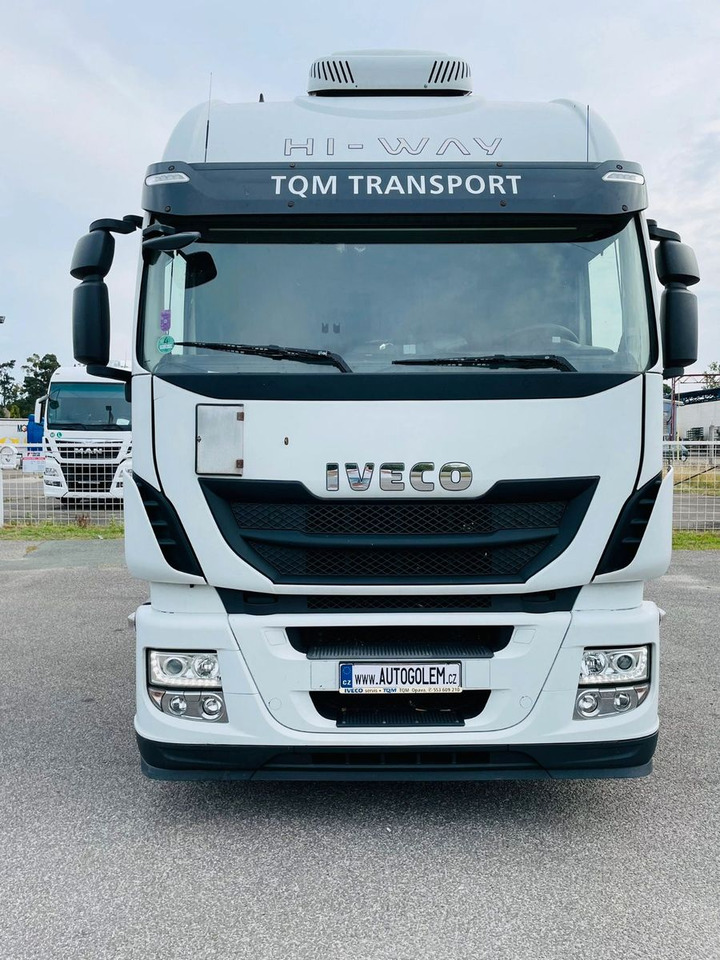 Iveco Stralis AS440S46 EURO6 - Nyergesvontató: 2 kép. Iveco Stralis AS440S46 EURO6 - Nyergesvontató: 2 kép.