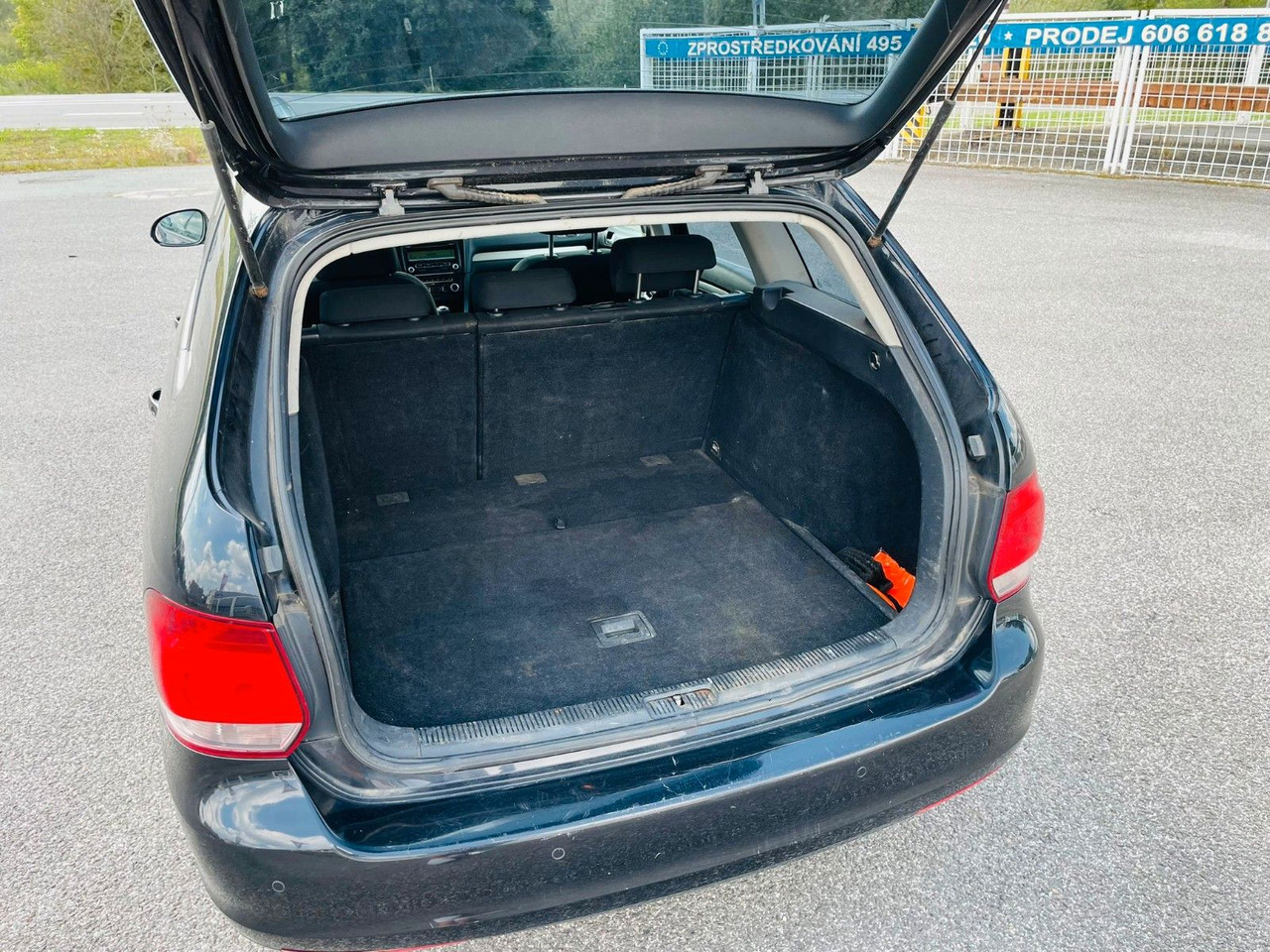 Kombi Volkswagen Golf VI Variant Trendline: 18 kép.