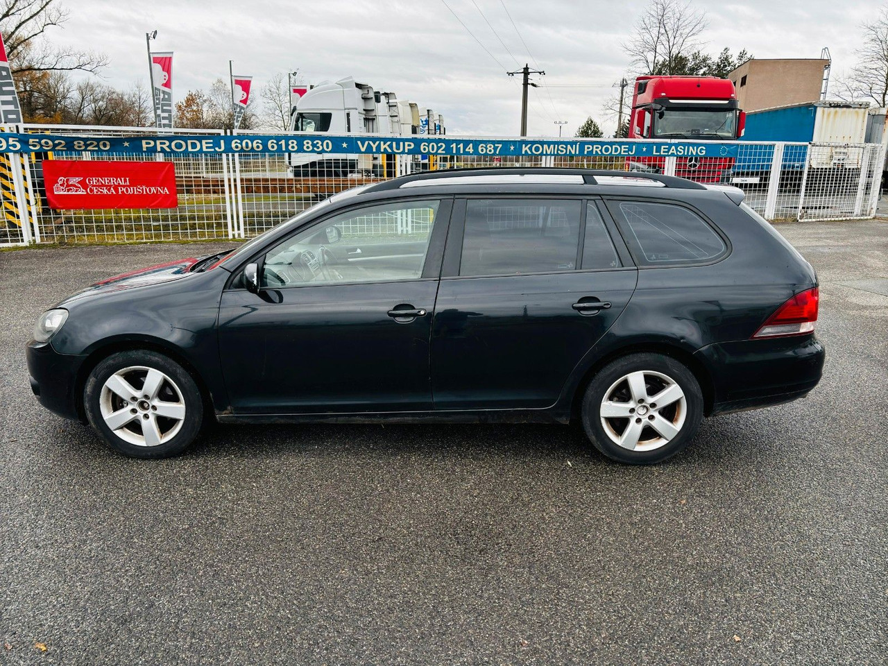 Kombi Volkswagen Golf VI Variant Trendline: 6 kép.
