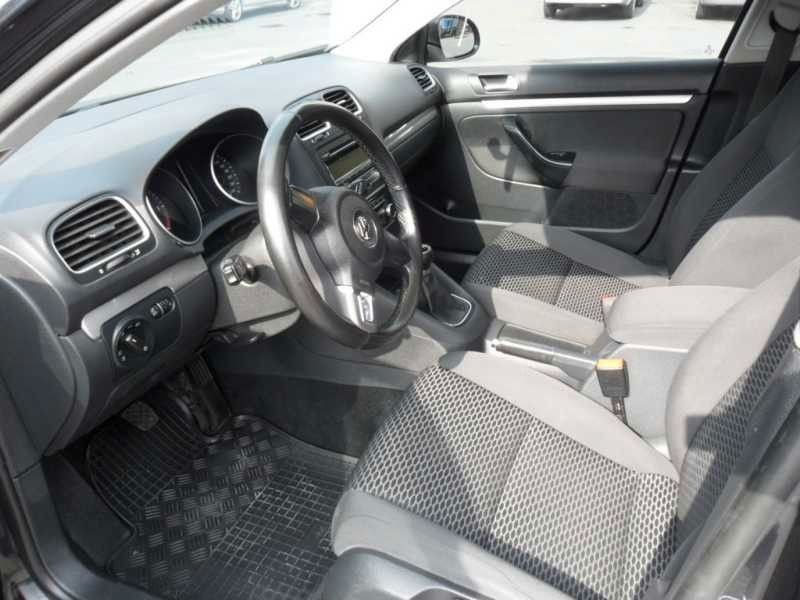 Kombi Volkswagen Golf VI Variant Trendline: 8 kép.
