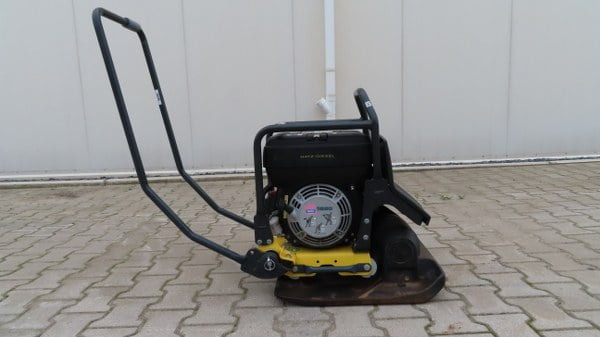 Bomag BP 20/50 D - Lapvibrátor: 1 kép. Bomag BP 20/50 D - Lapvibrátor: 1 kép.