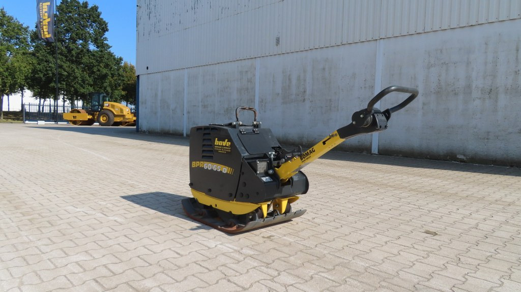 Bomag BPR60/65 D/E - Lapvibrátor: 4 kép. Bomag BPR60/65 D/E - Lapvibrátor: 4 kép.