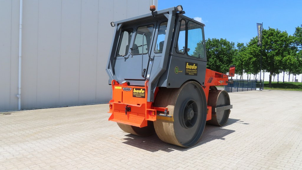 Hamm HW 90 B REBUILD 2022 - Henger: 2 kép. Hamm HW 90 B REBUILD 2022 - Henger: 2 kép.
