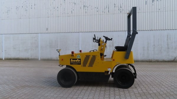 Sakai TS 160-3 - Pneumatikus henger: 5 kép. Sakai TS 160-3 - Pneumatikus henger: 5 kép.