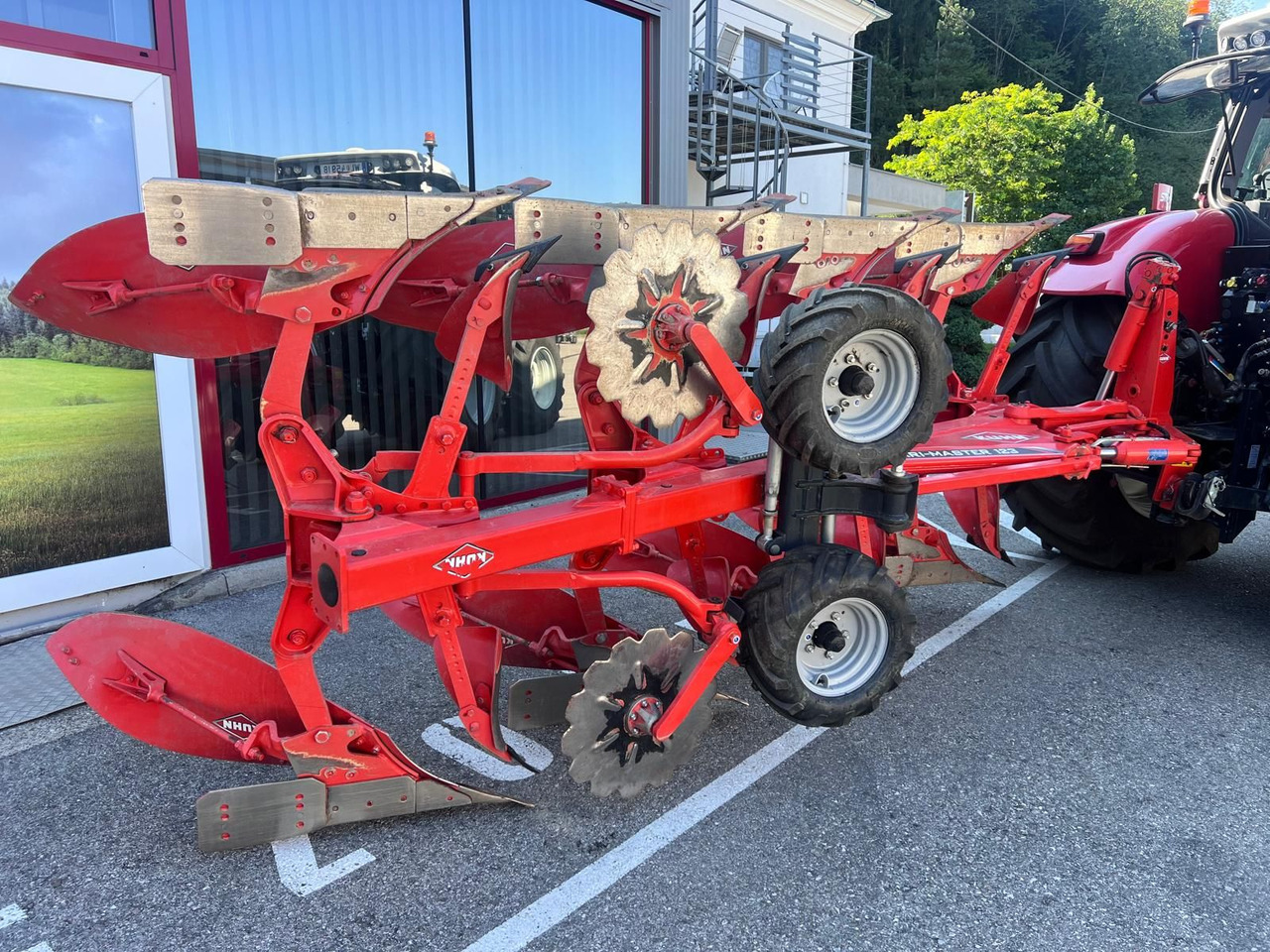 Kuhn Varimaster 123 - Eke: 1 kép. Kuhn Varimaster 123 - Eke: 1 kép.