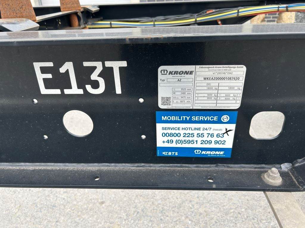 Krone 2 Achswechselfahrgestell, Typ: AZW 18 eL3B9 - Pótkocsi cserefelépítményes: 3 kép. Krone 2 Achswechselfahrgestell, Typ: AZW 18 eL3B9 - Pótkocsi cserefelépítményes: 3 kép.