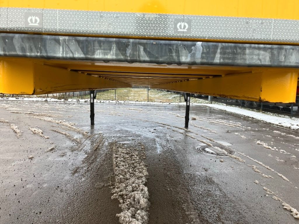 Doboz felépitmény Krone Wechselbrücke Koffer: 6 kép.