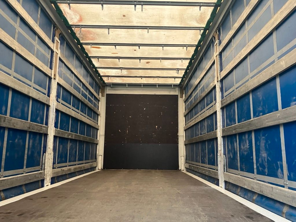 Krone Wechselbrücke Plane - Ponyvás felépítmény: 5 kép. Krone Wechselbrücke Plane - Ponyvás felépítmény: 5 kép.