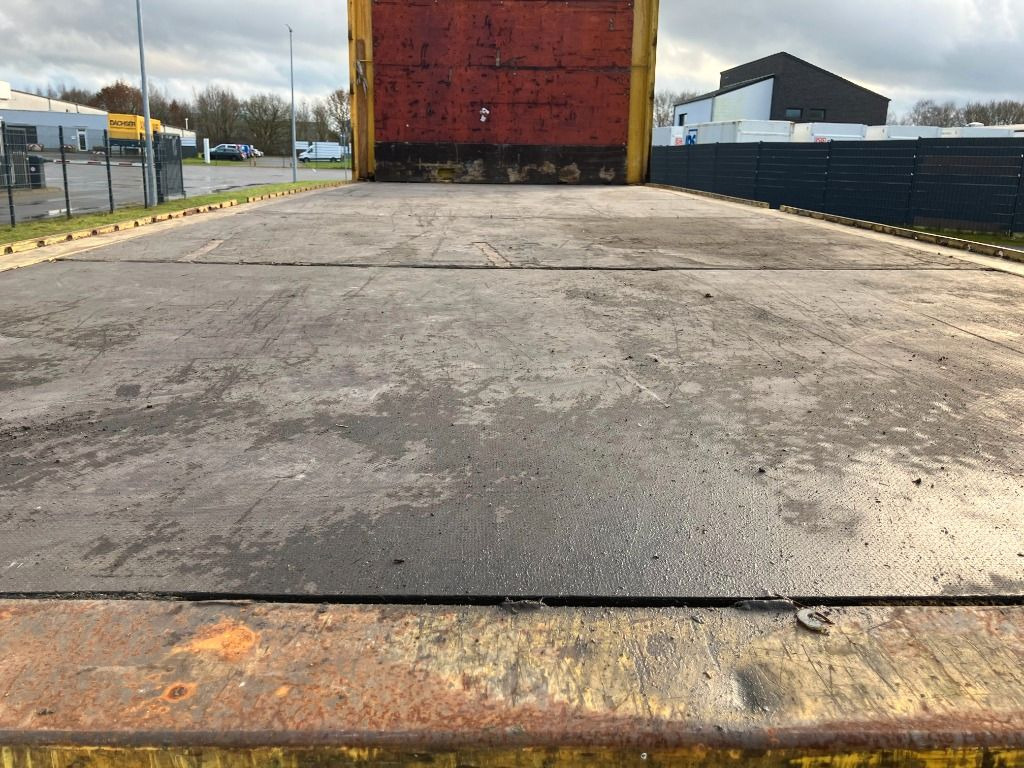 Krone Wechselbrücke Pritsche - Platós felépítmény: 5 kép. Krone Wechselbrücke Pritsche - Platós felépítmény: 5 kép.