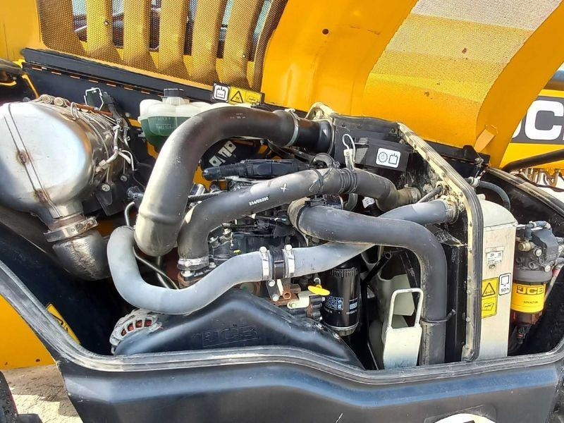 Jcb 533-105 - Teleszkópos rakodó: 4 kép. Jcb 533-105 - Teleszkópos rakodó: 4 kép.