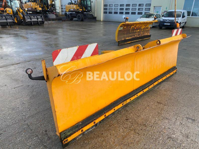 Lame LADE 3000 - Hóeke: 1 kép. Lame LADE 3000 - Hóeke: 1 kép.