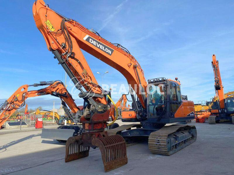 Rozzi RS 600 - Polip kanál - Építőipari gépek: 1 kép. Rozzi RS 600 - Polip kanál - Építőipari gépek: 1 kép.