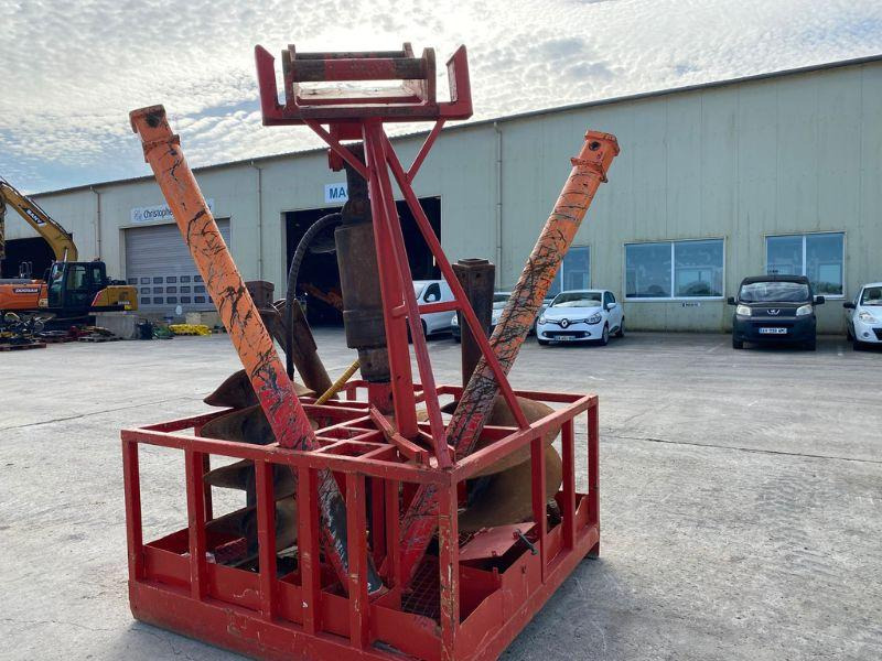 Tarière Digga - Talajfúró: 4 kép. Tarière Digga - Talajfúró: 4 kép.