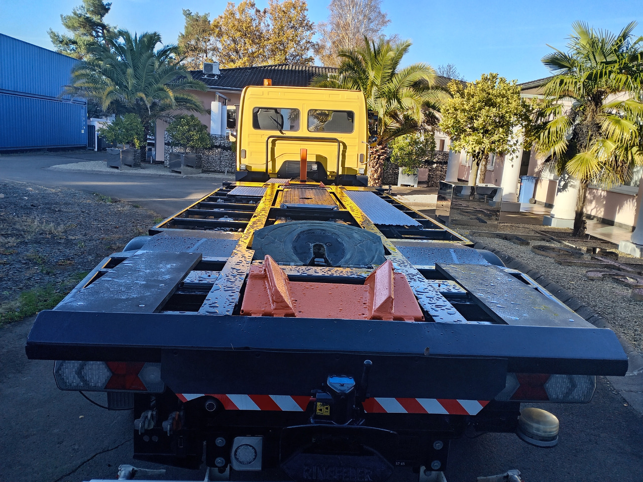 Kamag Mercedes-Benz Kamag Wiesel / WBH25 / KB3659 / mit Ganrantie - Cserefelépítményes teherautó: 5 kép. Kamag Mercedes-Benz Kamag Wiesel / WBH25 / KB3659 / mit Ganrantie - Cserefelépítményes teherautó: 5 kép.