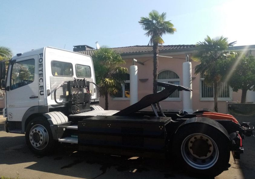 Mercedes-Benz Kamag Truck-Wiesel SZM21/KB3022/mit Garantie - Nyergesvontató: 3 kép. Mercedes-Benz Kamag Truck-Wiesel SZM21/KB3022/mit Garantie - Nyergesvontató: 3 kép.