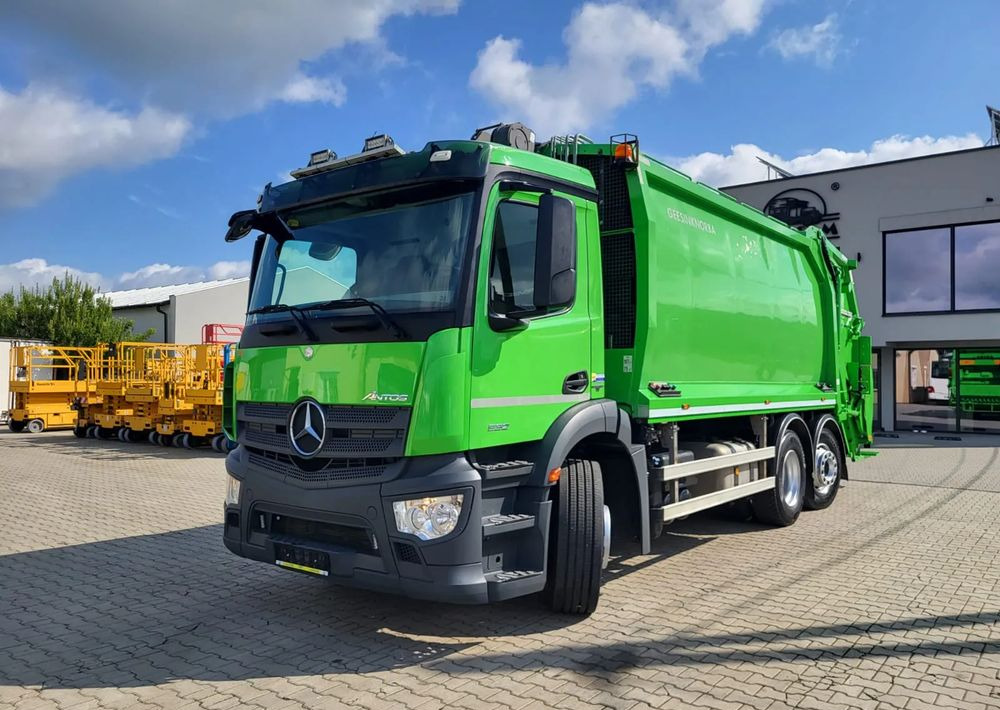 Mercedes-Benz ANTOS EURO VI - Szemetesautó: 1 kép. Mercedes-Benz ANTOS EURO VI - Szemetesautó: 1 kép.
