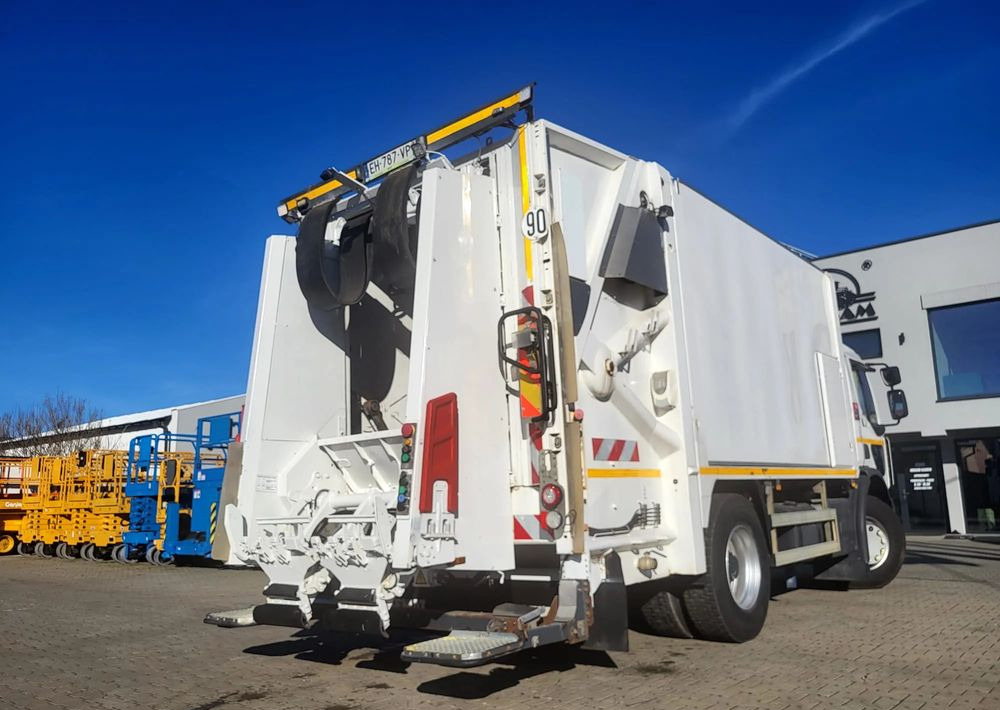 Renault Gama D16 SEMAT - Szemetesautó: 5 kép. Renault Gama D16 SEMAT - Szemetesautó: 5 kép.