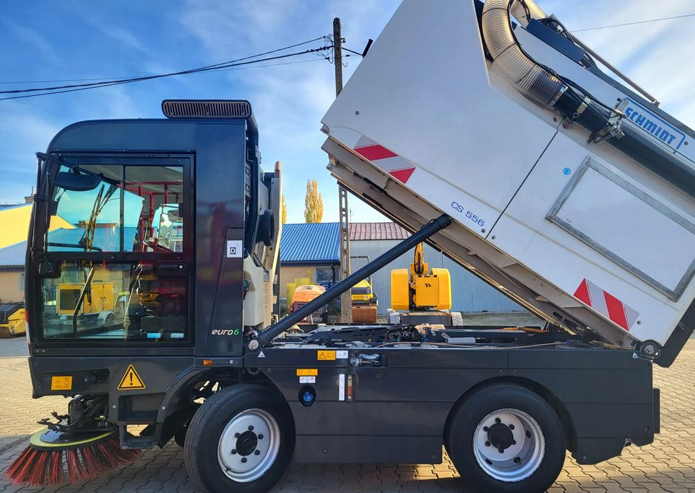 Szemetesautó Schmidt COMPACT 400: 11 kép. Szemetesautó Schmidt COMPACT 400: 11 kép.
