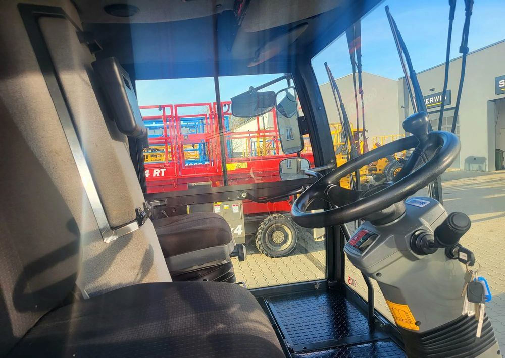 Szemetesautó Schmidt COMPACT 400: 13 kép. Szemetesautó Schmidt COMPACT 400: 13 kép.