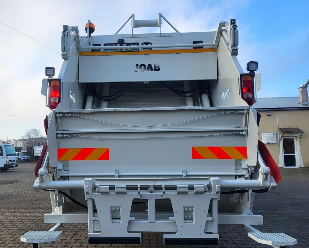 Volvo FE 320 - Szemetesautó: 5 kép. Volvo FE 320 - Szemetesautó: 5 kép.