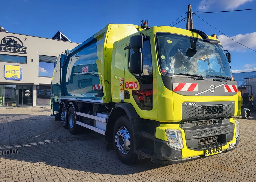 Volvo FE 380 6x2 EURO VI - Szemetesautó: 2 kép. Volvo FE 380 6x2 EURO VI - Szemetesautó: 2 kép.