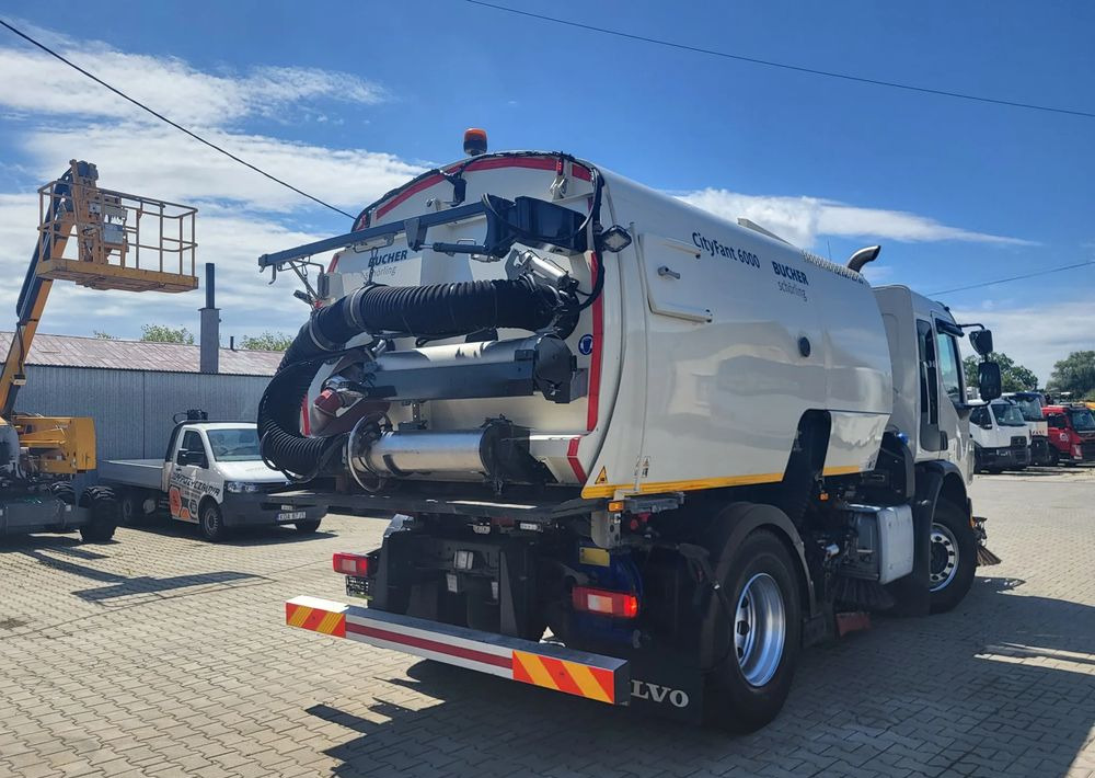 Volvo FE4x2 dwa silniki, pisemna gwarancja - Szemetesautó: 5 kép. Volvo FE4x2 dwa silniki, pisemna gwarancja - Szemetesautó: 5 kép.