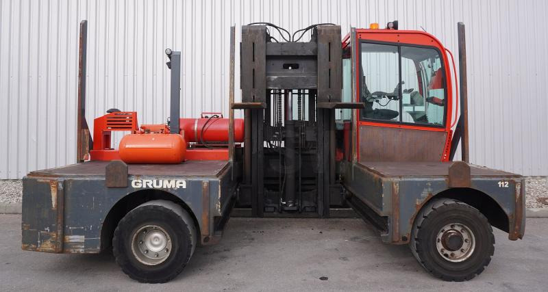 Bulmor GQ70/14/35V - Oldalrakodó targoncá: 4 kép. Bulmor GQ70/14/35V - Oldalrakodó targoncá: 4 kép.