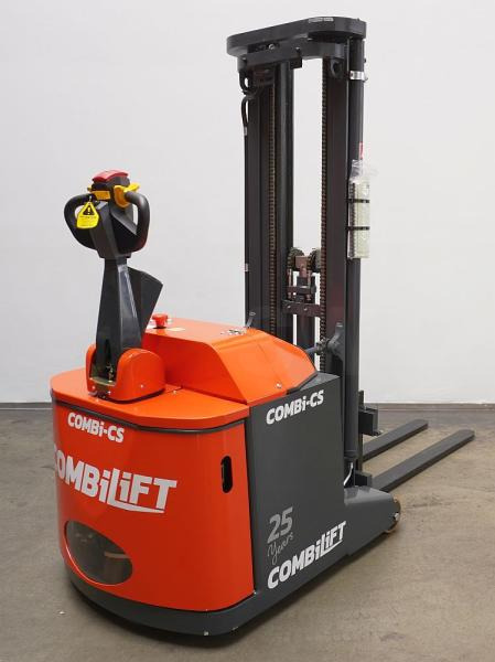 Combilift CS1250 - Emelőtargoncá: 1 kép. Combilift CS1250 - Emelőtargoncá: 1 kép.