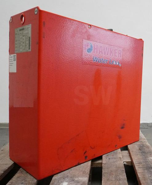 HAWKER 24 Volt 3 PzS 345 Ah - Akkumulátor - Anyagmozgató gép: 1 kép. HAWKER 24 Volt 3 PzS 345 Ah - Akkumulátor - Anyagmozgató gép: 1 kép.
