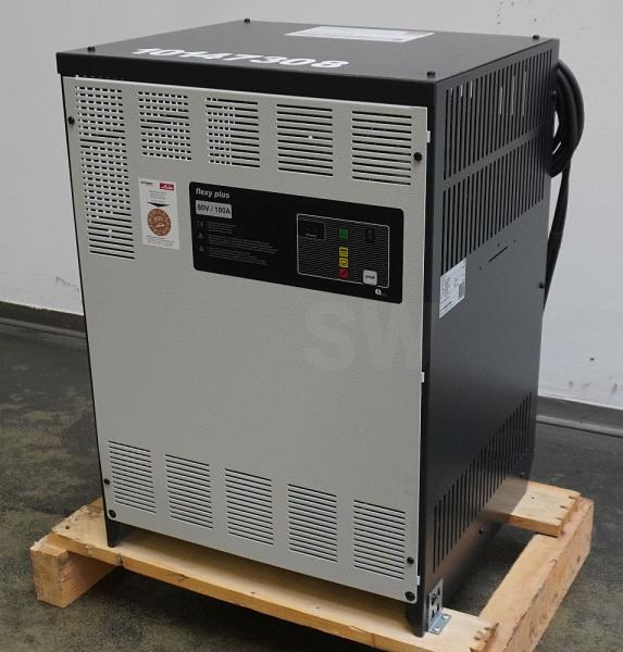INDUSTRIE AUTOMATION Flexy Plus D 80V / 100A - Akkumulátor: 1 kép. INDUSTRIE AUTOMATION Flexy Plus D 80V / 100A - Akkumulátor: 1 kép.