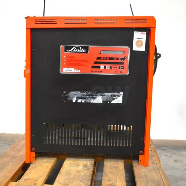 INDUSTRIE AUTOMATION intronic B puls D 48V/80A - Akkumulátor: 3 kép. INDUSTRIE AUTOMATION intronic B puls D 48V/80A - Akkumulátor: 3 kép.