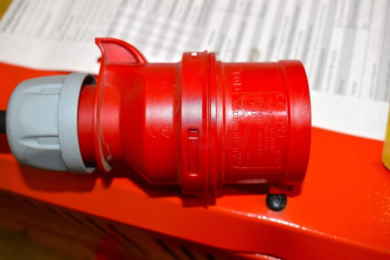 INDUSTRIE AUTOMATION intronic B puls D 48V/80A - Akkumulátor: 4 kép. INDUSTRIE AUTOMATION intronic B puls D 48V/80A - Akkumulátor: 4 kép.
