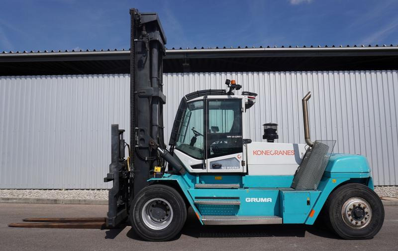 KONECRANES SMV16-1200 C - Dízel targonca: 4 kép. KONECRANES SMV16-1200 C - Dízel targonca: 4 kép.