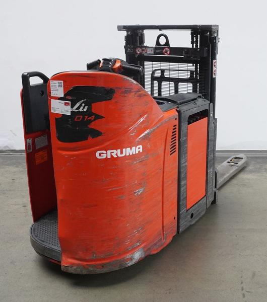 Linde D 14 SP 133 - Emelőtargoncá: 1 kép. Linde D 14 SP 133 - Emelőtargoncá: 1 kép.