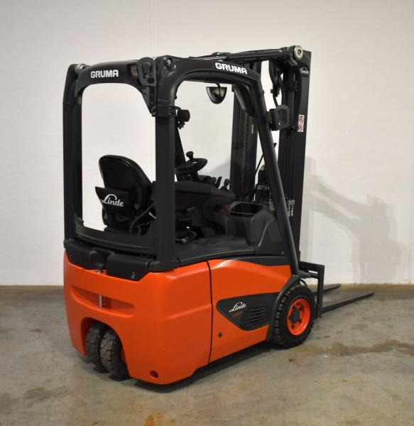 Linde E 12 EVO 386-02 - Elektromos targonca: 2 kép. Linde E 12 EVO 386-02 - Elektromos targonca: 2 kép.