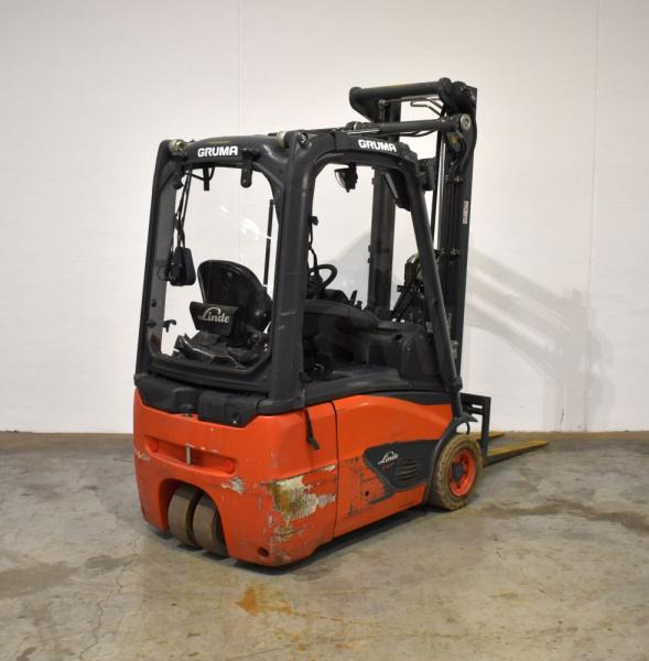 Linde E 14 EVO 386-02 - Elektromos targonca: 2 kép. Linde E 14 EVO 386-02 - Elektromos targonca: 2 kép.