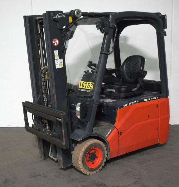 Linde E 16 386 - Elektromos targonca: 1 kép. Linde E 16 386 - Elektromos targonca: 1 kép.