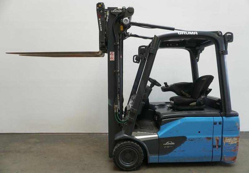 Linde E 16 L EVO 386-02 - Elektromos targonca: 4 kép. Linde E 16 L EVO 386-02 - Elektromos targonca: 4 kép.